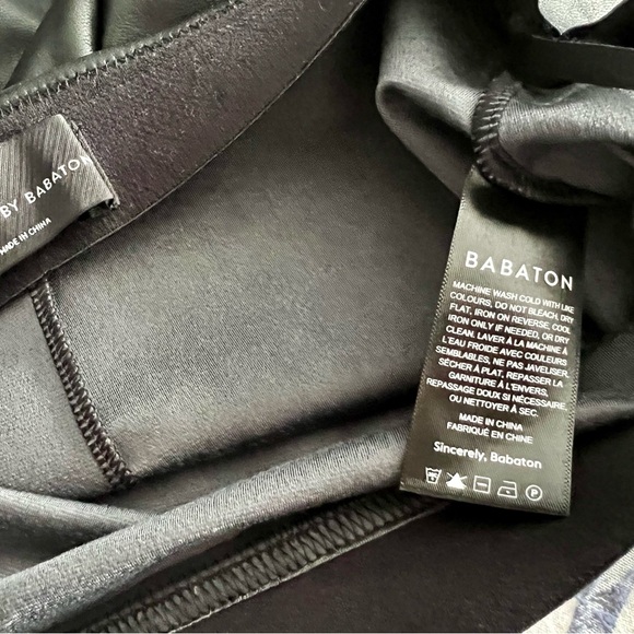 ✨✨ Ten by Babaton Glow Skirt  ✨✨ - Picture 9 of 12